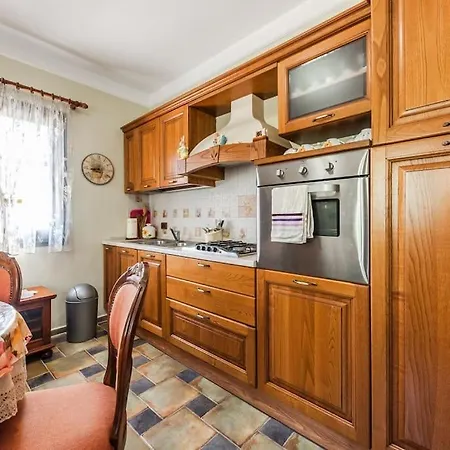 The Antique By Ps Villa Golem (Tirana)