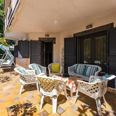 Villa The Antique By Ps Golem (Tirana)
