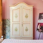The Antique By Ps Villa *
