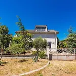 Villa The Antique By Ps Golem (Tirana)